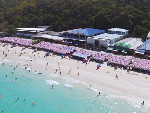 โรงแรมที่พักใกล้หาดตาแหวน บนเกาะล้าน